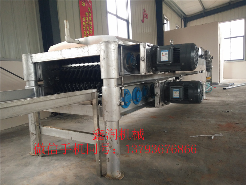 諸城鑫潤生產(chǎn)銷售大型 鵝脫毛機