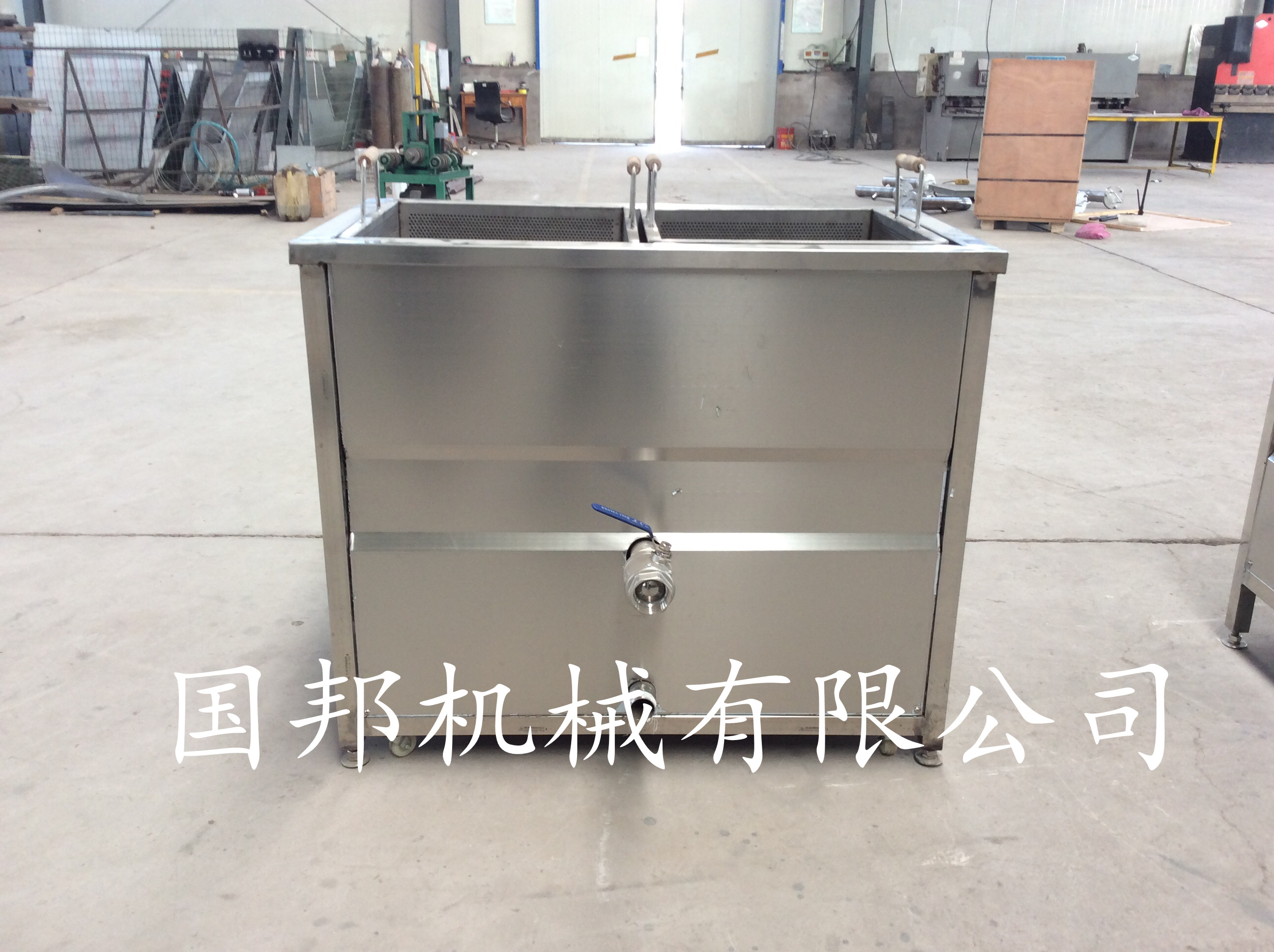 供應(yīng)饞貓豆腐干油炸機(jī)加工成套設(shè)備