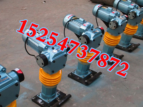 供應(yīng)HCD80電動沖擊夯 河北滄州HCD80手扶式電動沖擊夯