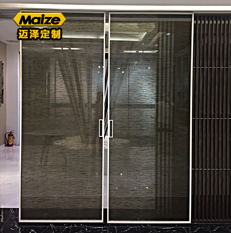 廣東超窄邊推拉門供應(yīng)商，廣東黑框玻璃門生產(chǎn)廠家，廣東廚房門陽臺門移門吊趟門報價