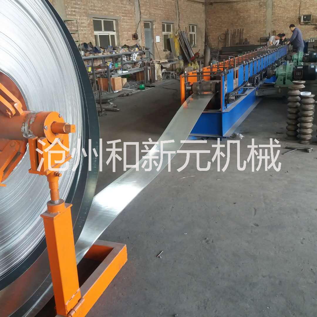 福建龍巖和新元汽車廂板成型機｜全自動車廂板機｜汽車箱板機｜汽車廂板成型機廠家