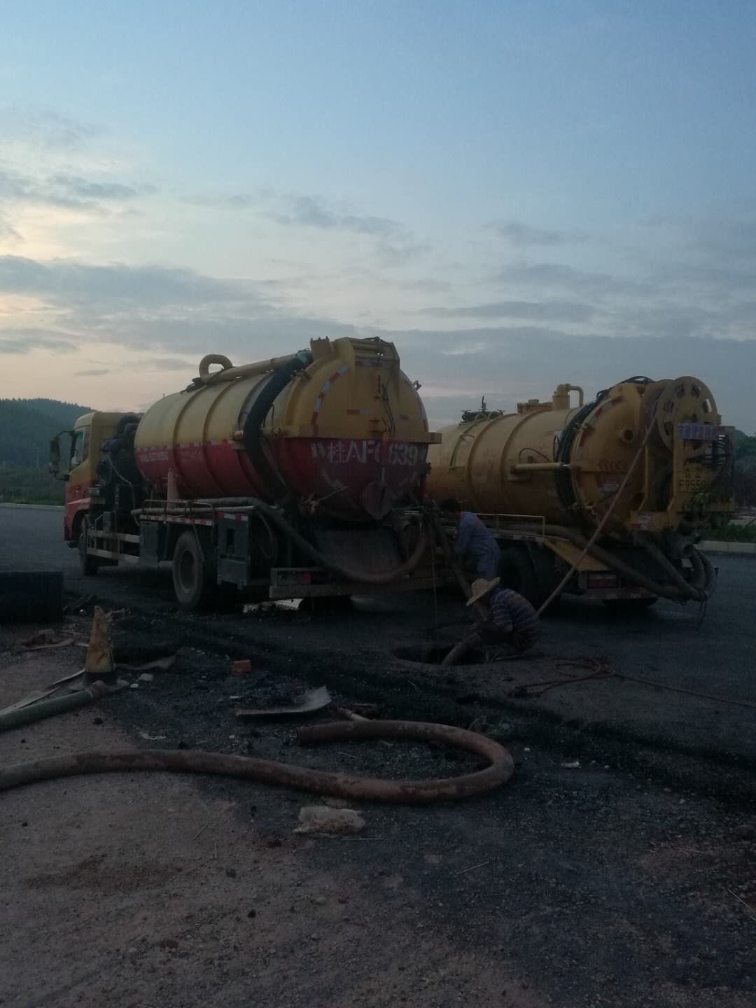 市政管道疏通清淤、廣西管道疏通優(yōu)惠價格，南寧市政管道疏通咨詢電話