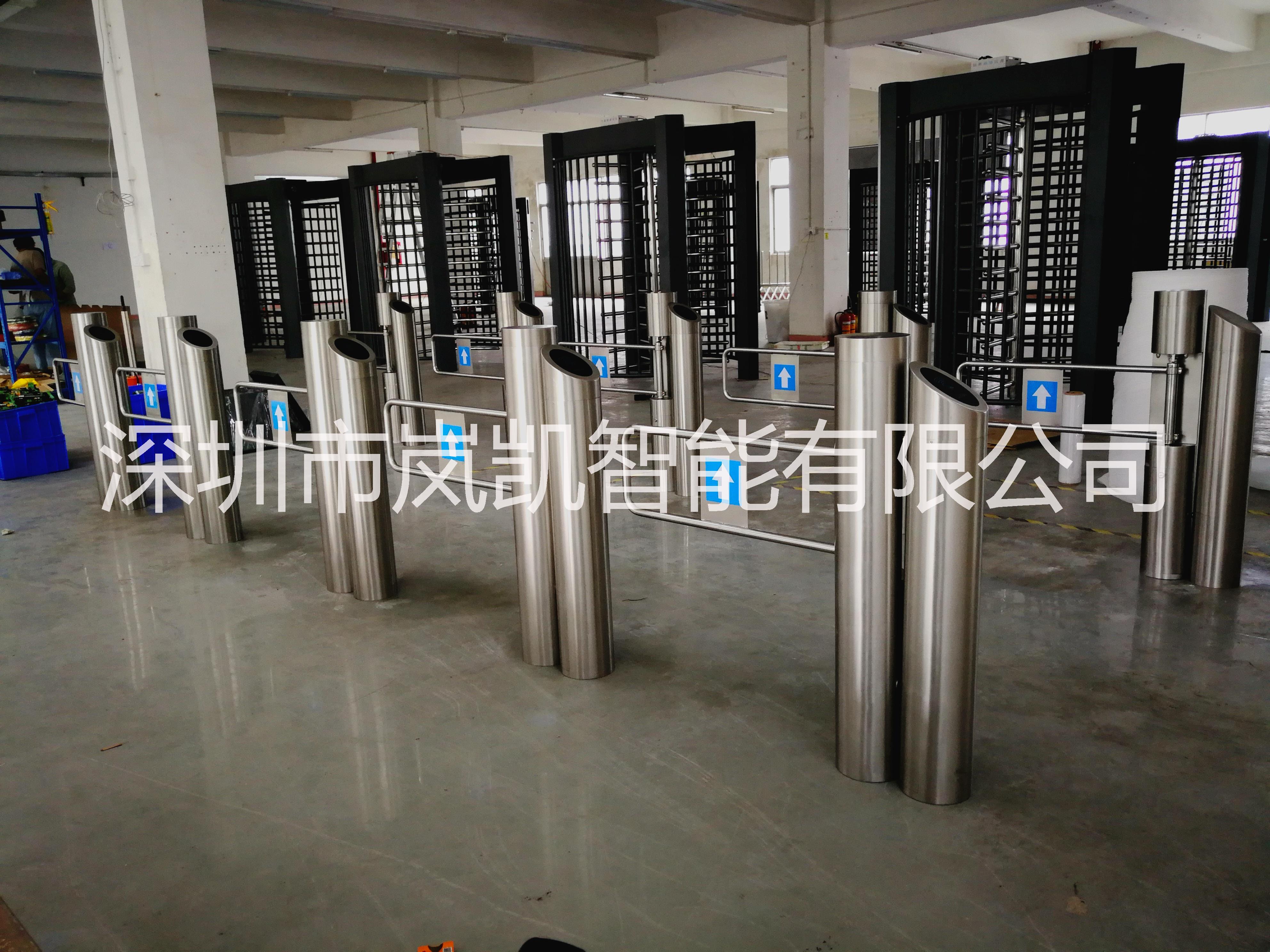 供應(yīng)橋式斜角豪華擺閘、小區(qū)防撞擺閘