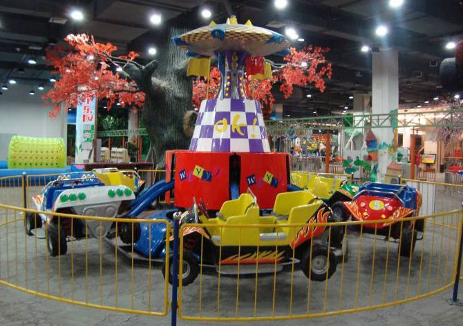 游樂設備狂舞飛車廠家狂舞飛車價格狂舞飛車圖片