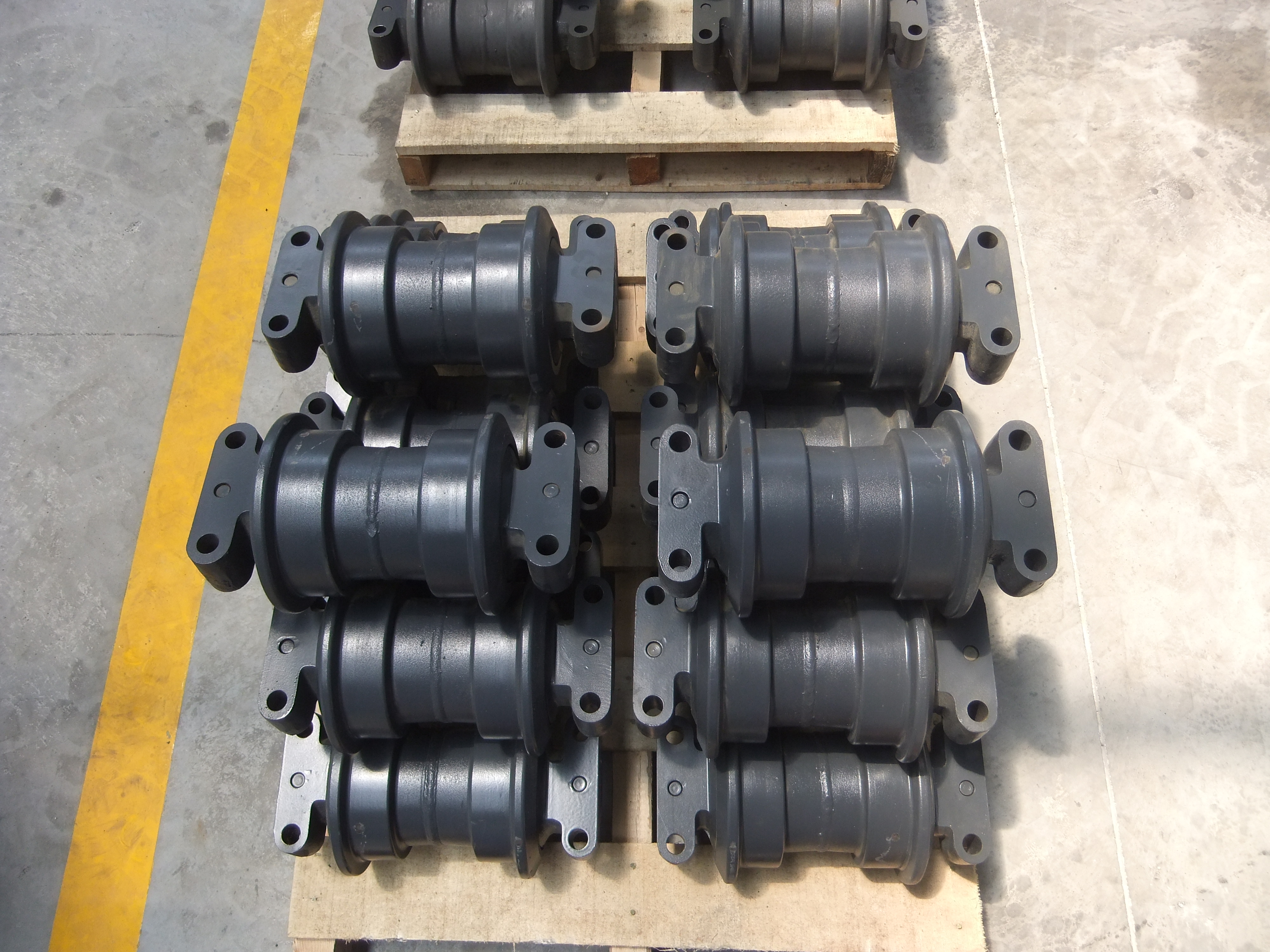 供應(yīng)小松挖掘機(jī)200鏈條