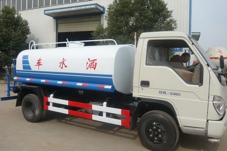 供應(yīng)福田道路灑水車福田灑水車道路灑水車 福田5噸灑水車