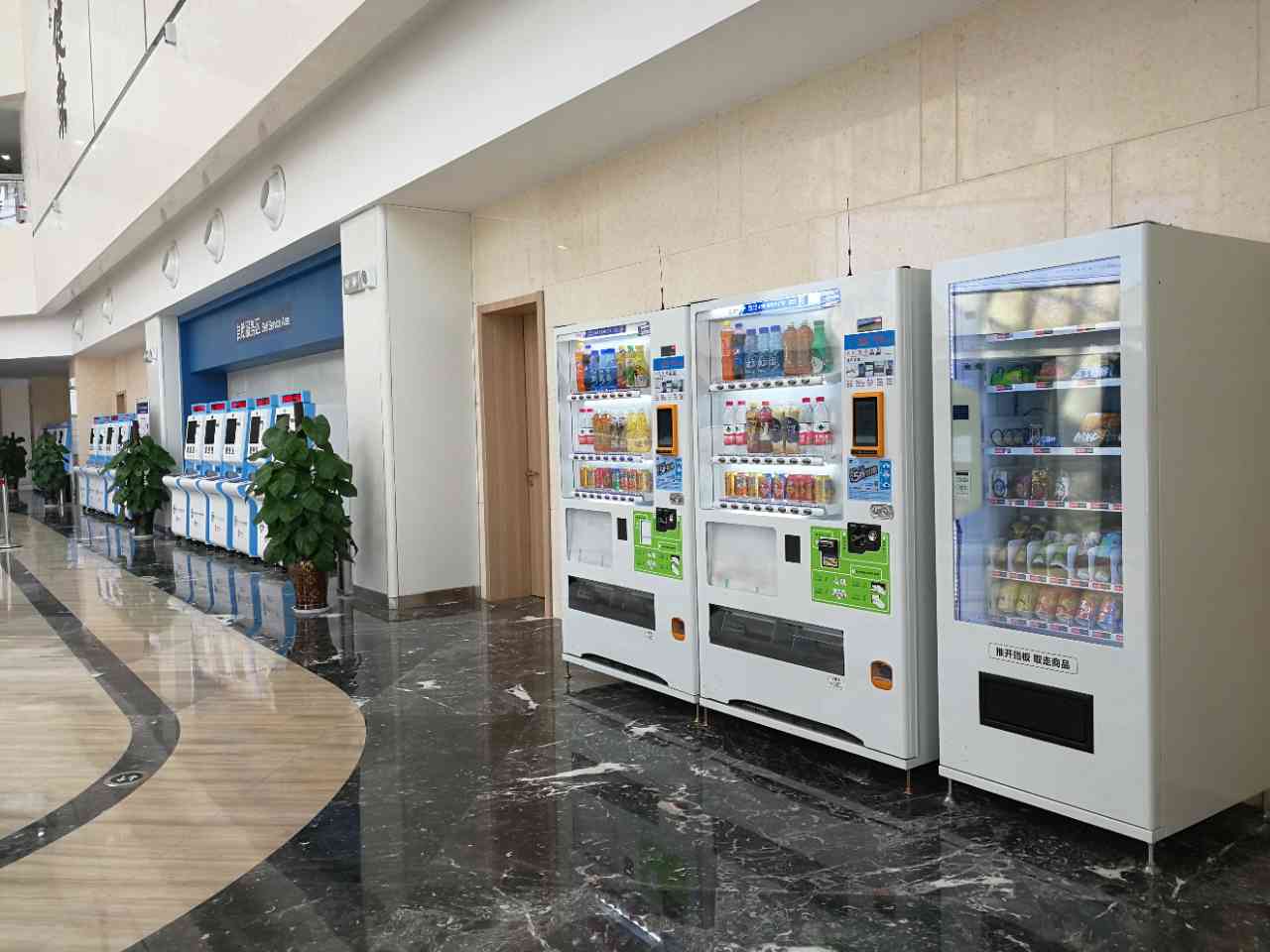 自動售貨機 廣州富宏自動售貨機
