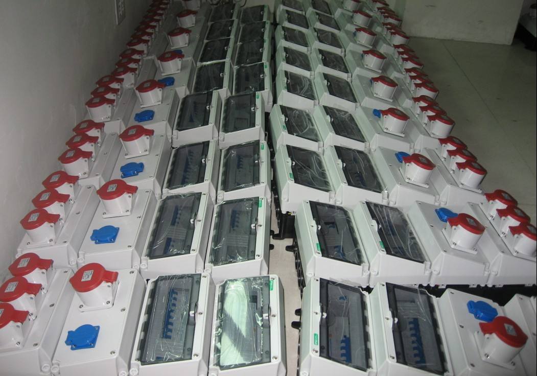 檢修電源箱 移動工業(yè)防水插座箱 成套插座箱 插座箱檢修箱