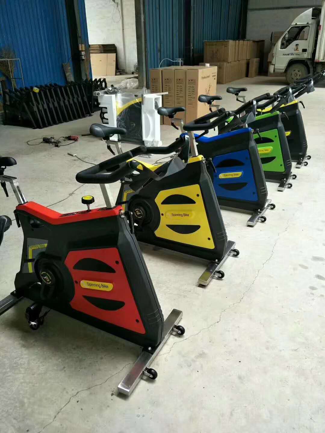 奧信德AXD-S700商用動(dòng)感 單車健身車