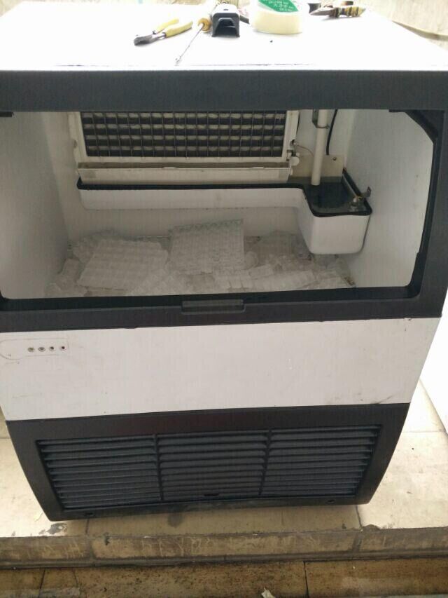 豫隆恒制冰機(jī)價(jià)格制冰機(jī)效果制冰機(jī)產(chǎn)量