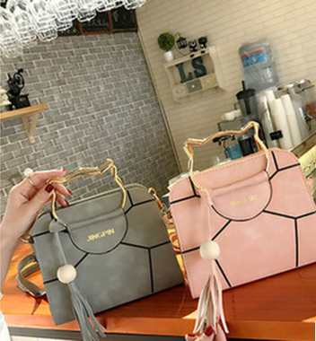 河北單肩包供應(yīng)商、價(jià)格 單肩包哪家好 單肩包價(jià)格 單肩包廠家  直銷單肩包