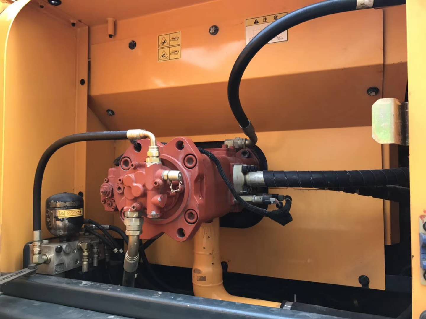 現(xiàn)代275-9T債權(quán)機(jī)出售