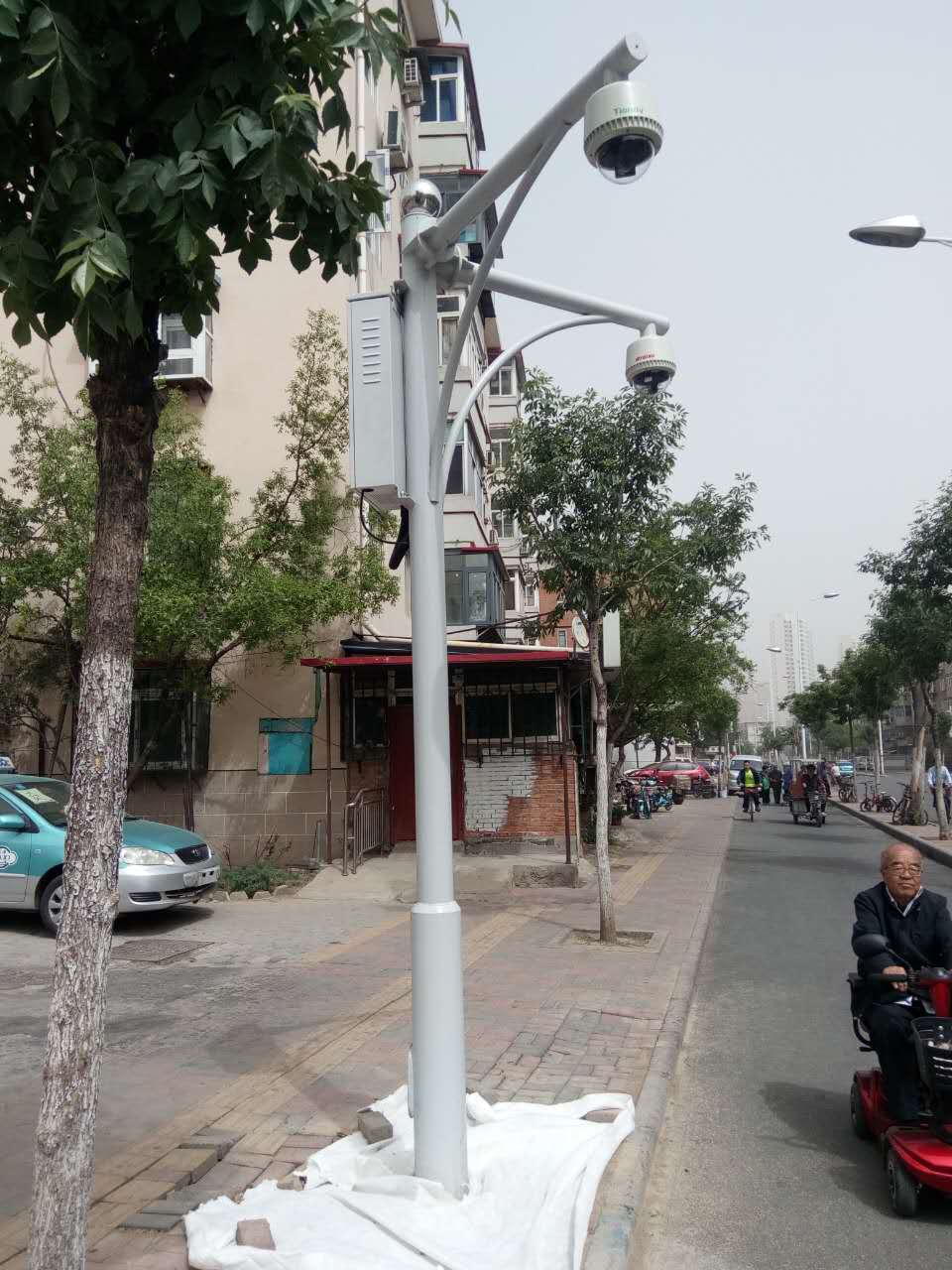 供應(yīng)天津周邊監(jiān)控桿