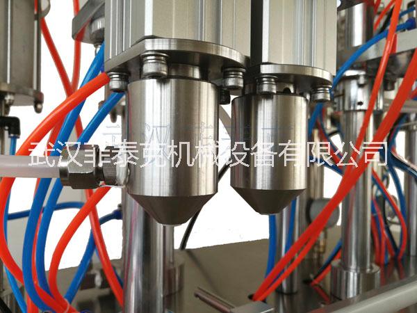 泡沫膠填縫劑生產(chǎn)設(shè)備