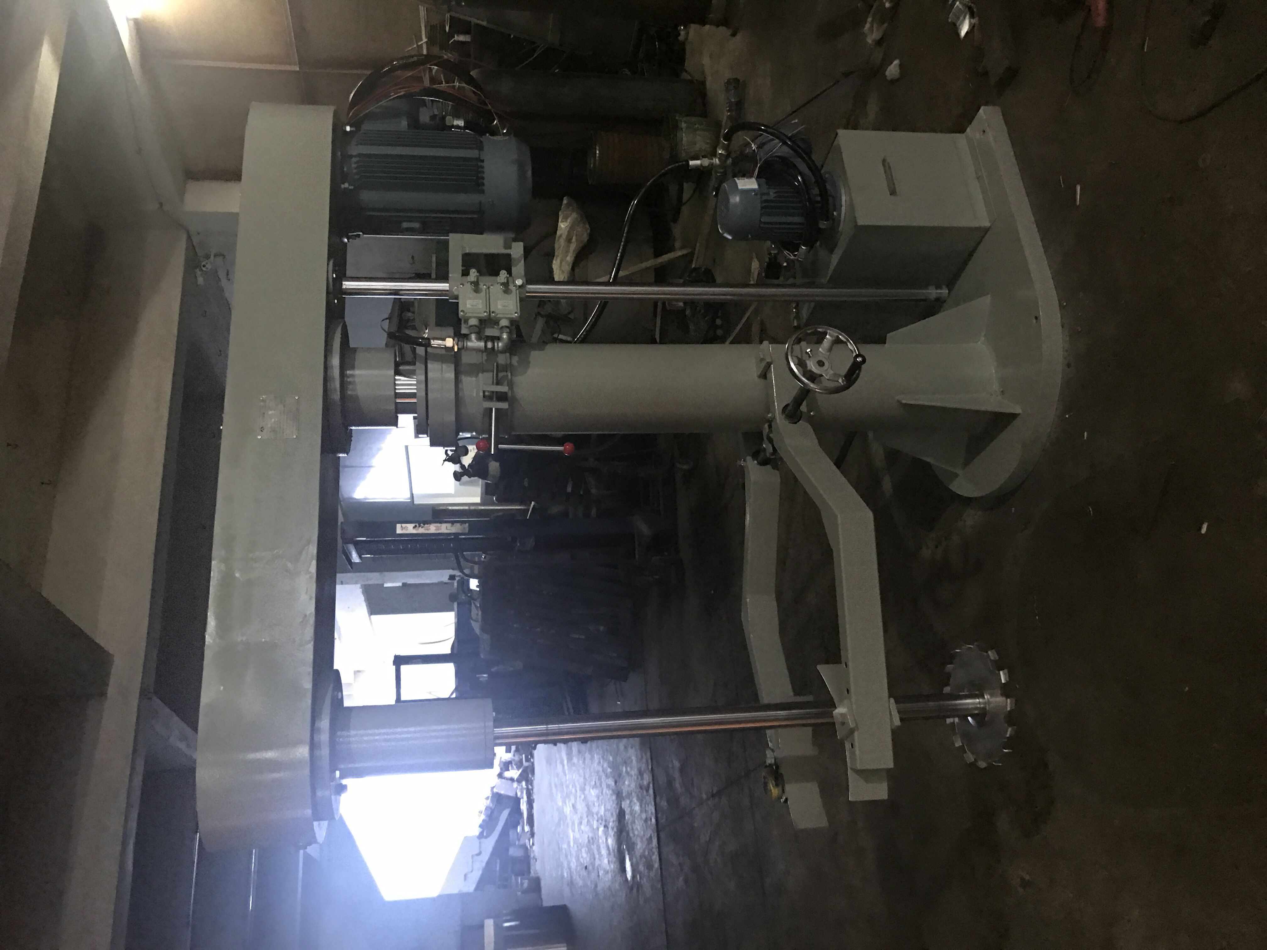 直銷高速分散機(jī) 液壓分散機(jī) 變頻高速分散機(jī) 乳膠漆分散機(jī)