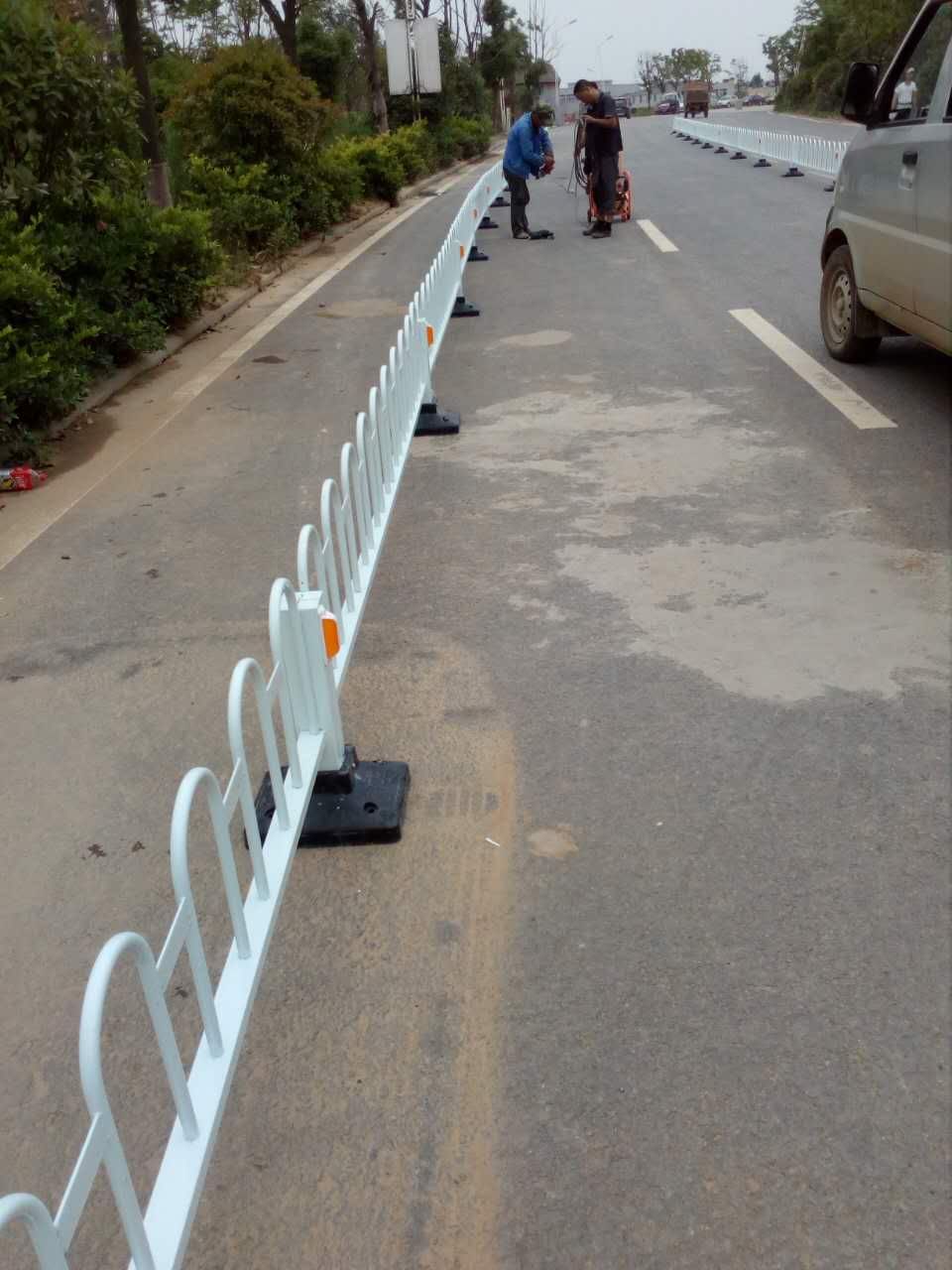 道路隔離護(hù)欄、武漢道路隔離護(hù)欄廠家直銷、優(yōu)質(zhì)道路隔離護(hù)欄采購(gòu)價(jià)格、護(hù)欄