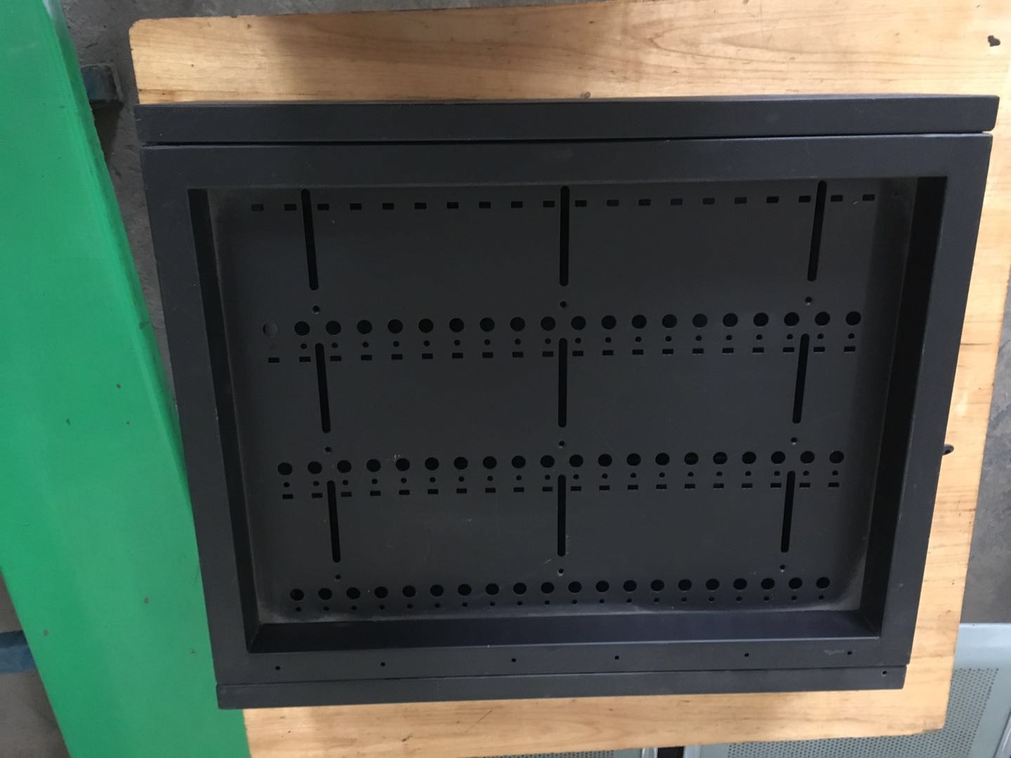 機箱廠家批發(fā)供應圖片價格