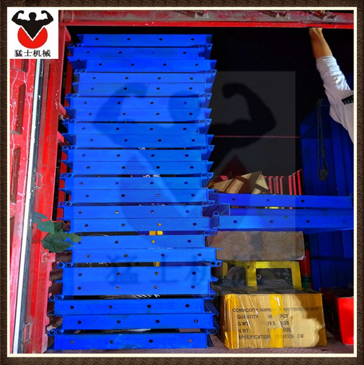 斜坡送料機(jī)、邊坡運料機(jī)、機(jī)械爬山虎上料機(jī)