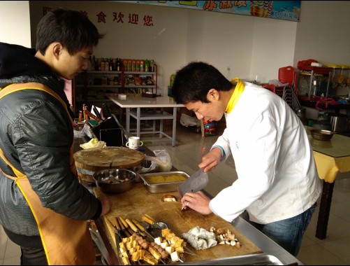 學(xué)小吃手藝就來荊州鼎好味美價廉