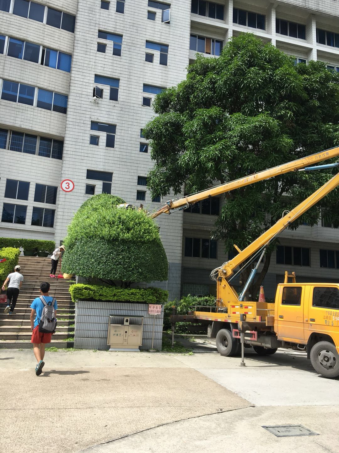 武漢升降機(jī)租賃 武漢升降機(jī)租賃電話 武漢升降機(jī)租賃地址 武漢升降機(jī)租賃價(jià)格