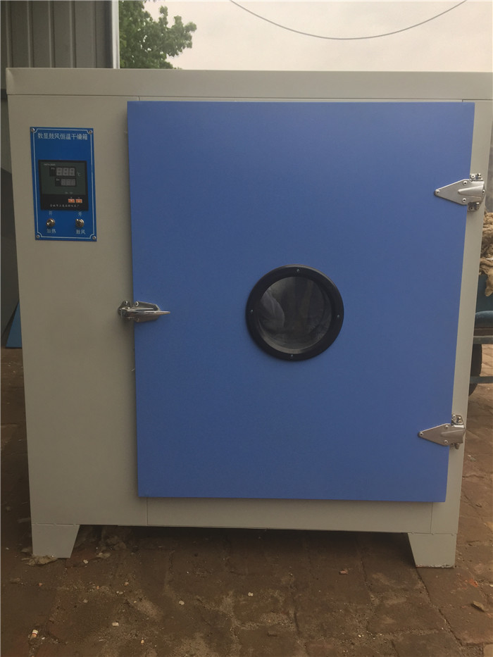 電熱鼓風(fēng)干燥箱 電熱鼓風(fēng)干燥箱，工業(yè)烘箱 電熱鼓風(fēng)干燥箱，工業(yè)烘箱，烘干箱