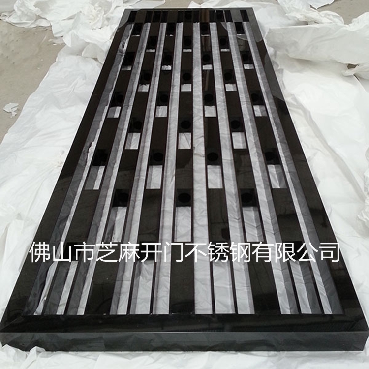 供應(yīng)不銹鋼鏤空屏風(fēng)_不銹鋼蝕刻屏風(fēng)_不銹鋼花格屏風(fēng)_不銹鋼雕花屏風(fēng)