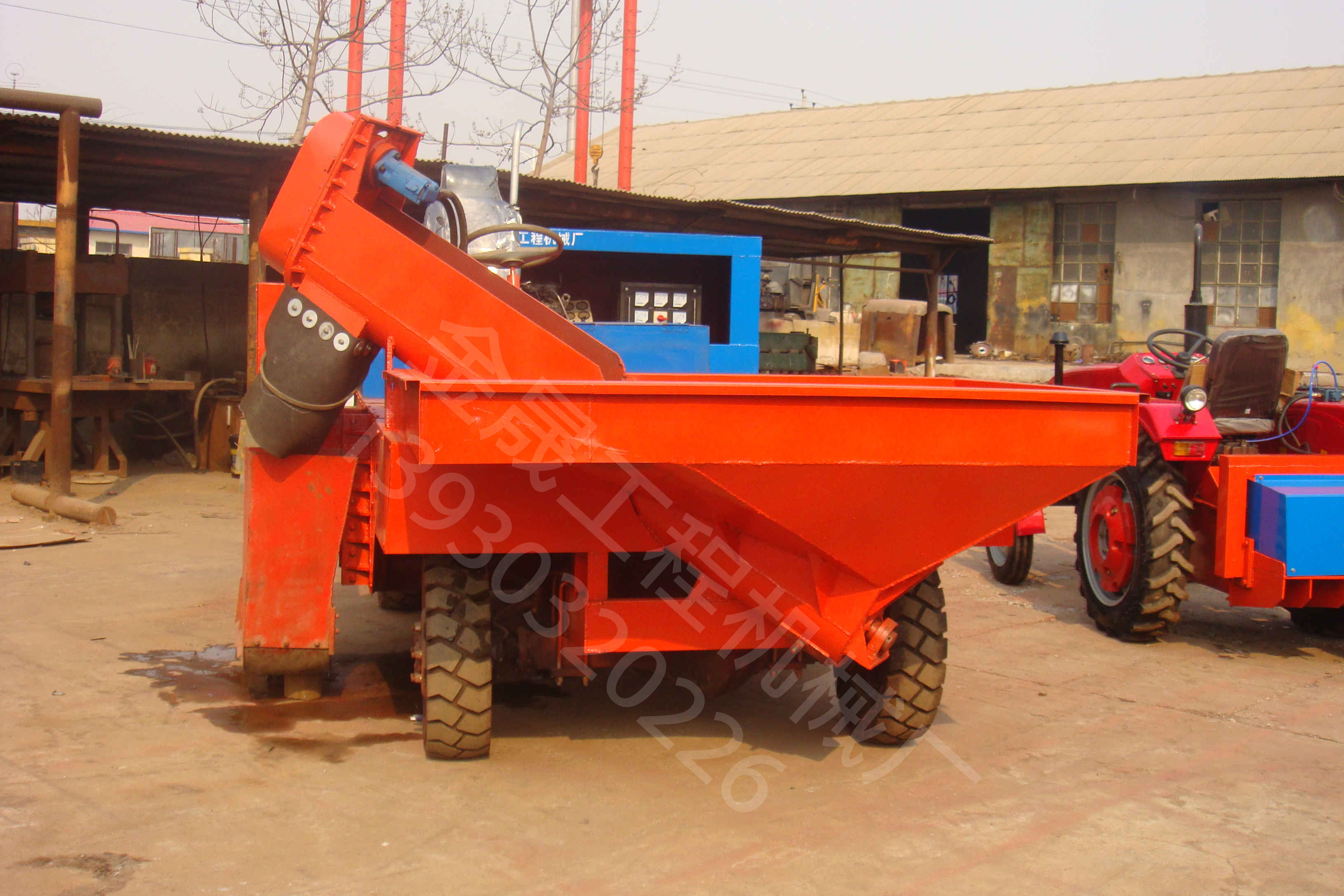 金晟廠家直 滑模機 路緣攤鋪機