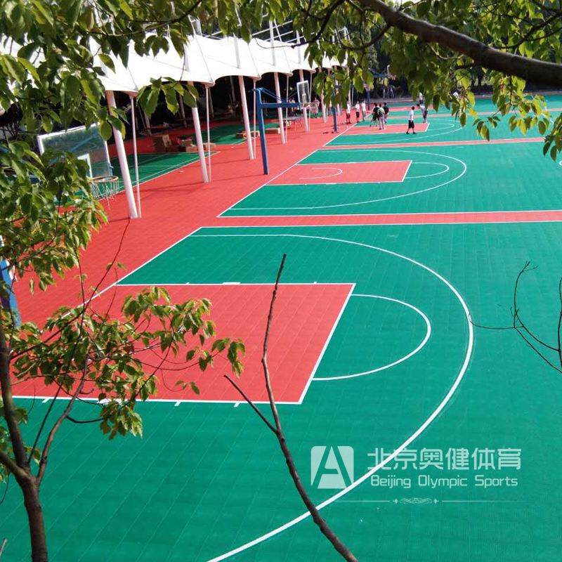 戶外塑膠籃球場地面層膠廠家直銷 上門安裝硅pu