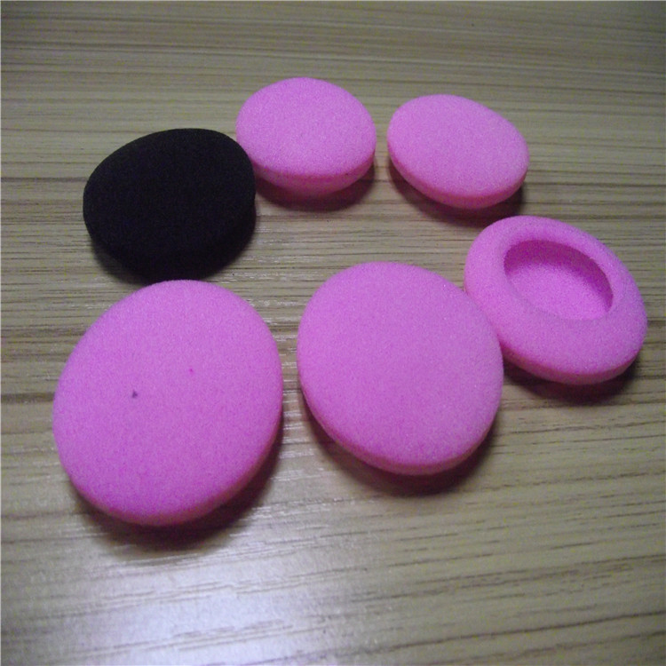 供應(yīng)耳機(jī)海綿套價(jià)格/雙拼海綿耳套報(bào)價(jià)/耳機(jī)綿生產(chǎn)廠家