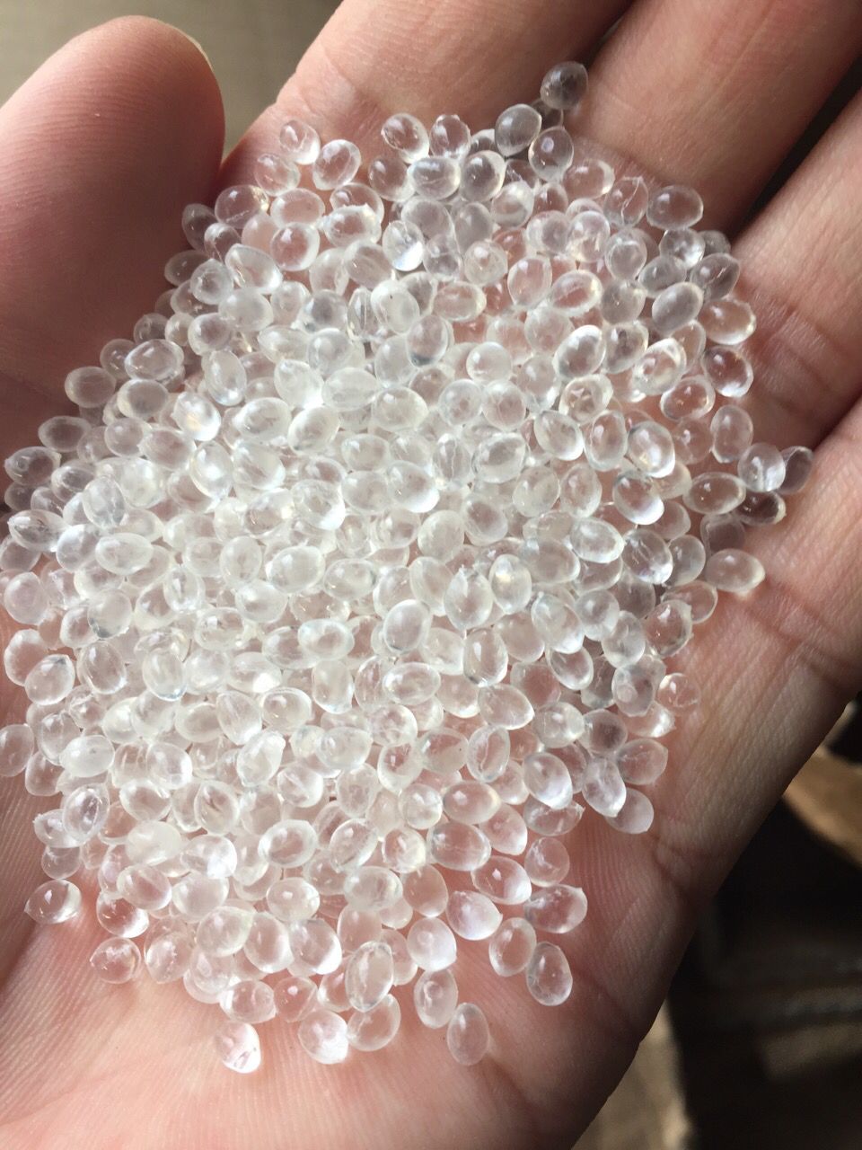 豪瑞產(chǎn)絲印油墨*TPU樹脂6715替代路博潤(rùn)TPU樹脂5715  豪瑞產(chǎn)絲印油墨*TPU