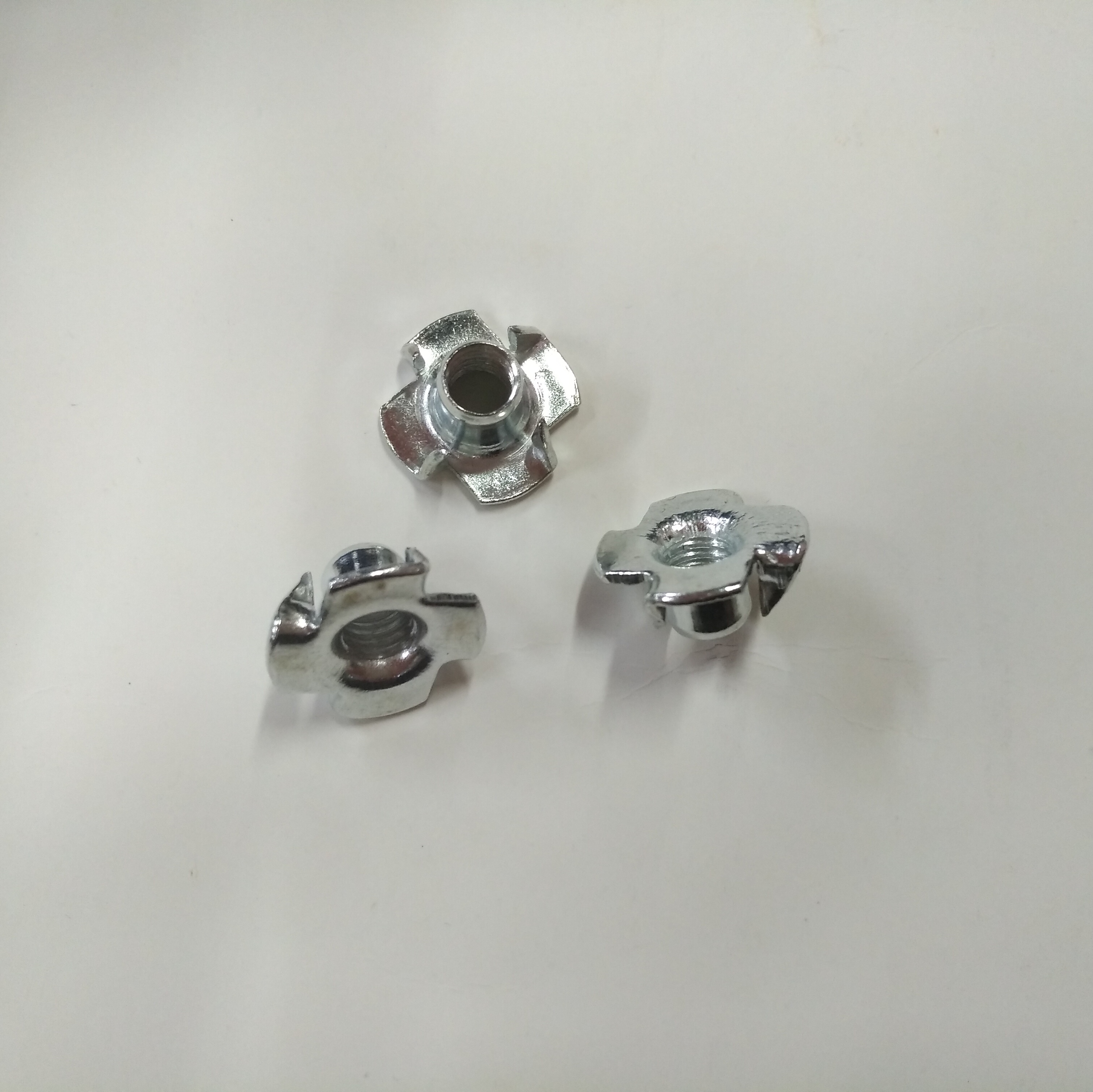 廠家直銷四爪螺母