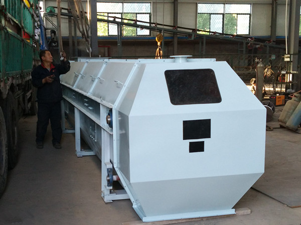 全封閉調(diào)速皮帶秤 山東領(lǐng)銳電子