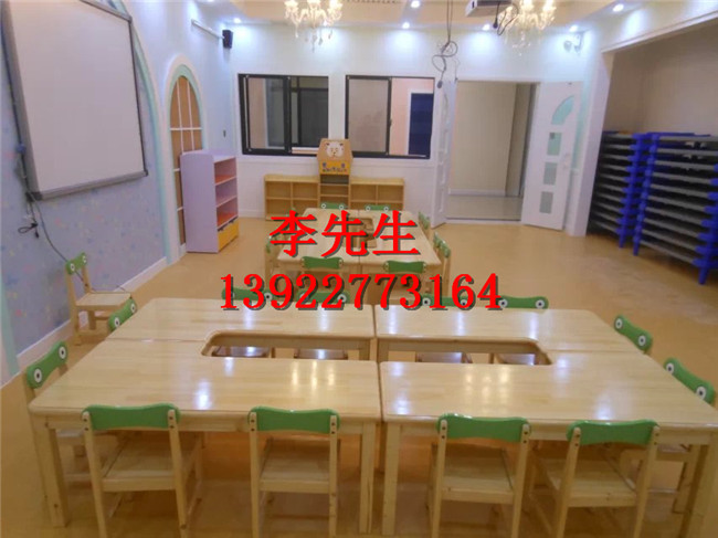廣州實(shí)木美術(shù)桌椅，兒童 廣州實(shí)木美術(shù)桌椅，兒童桌椅