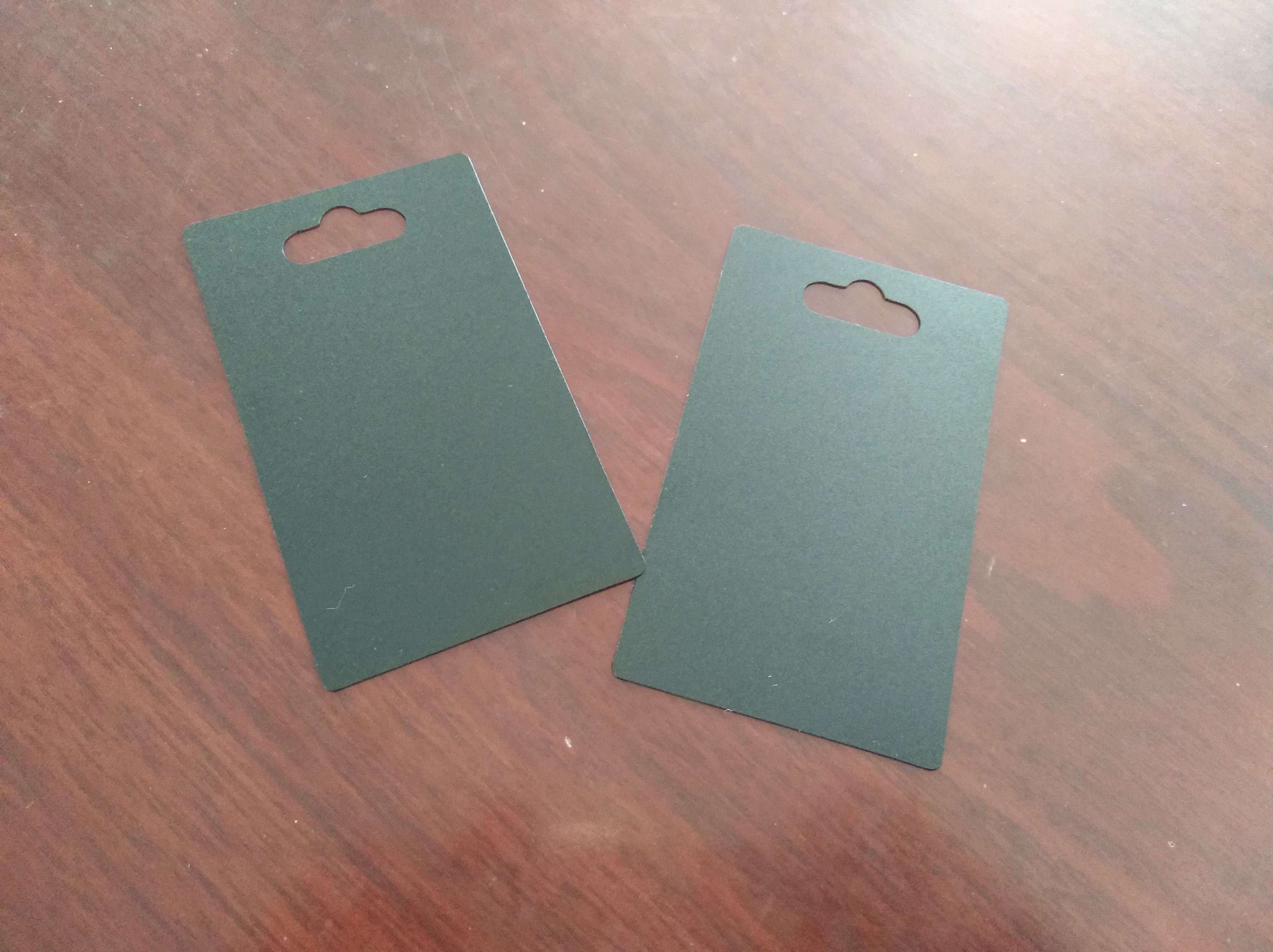 深圳龍崗訂制飛機(jī)孔膠片廠家報(bào)價(jià) 飛機(jī)孔PVC掛鉤 展示掛鉤 自粘掛鉤 塑料掛鉤 透明粘鉤