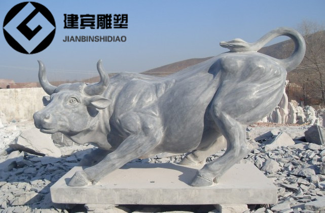 江西石雕牛_動物雕塑擺件_晚霞紅石牛雕刻