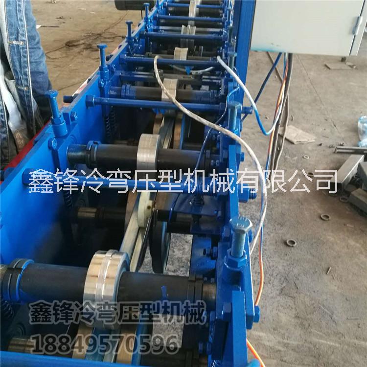 咬口方管成型設(shè)備