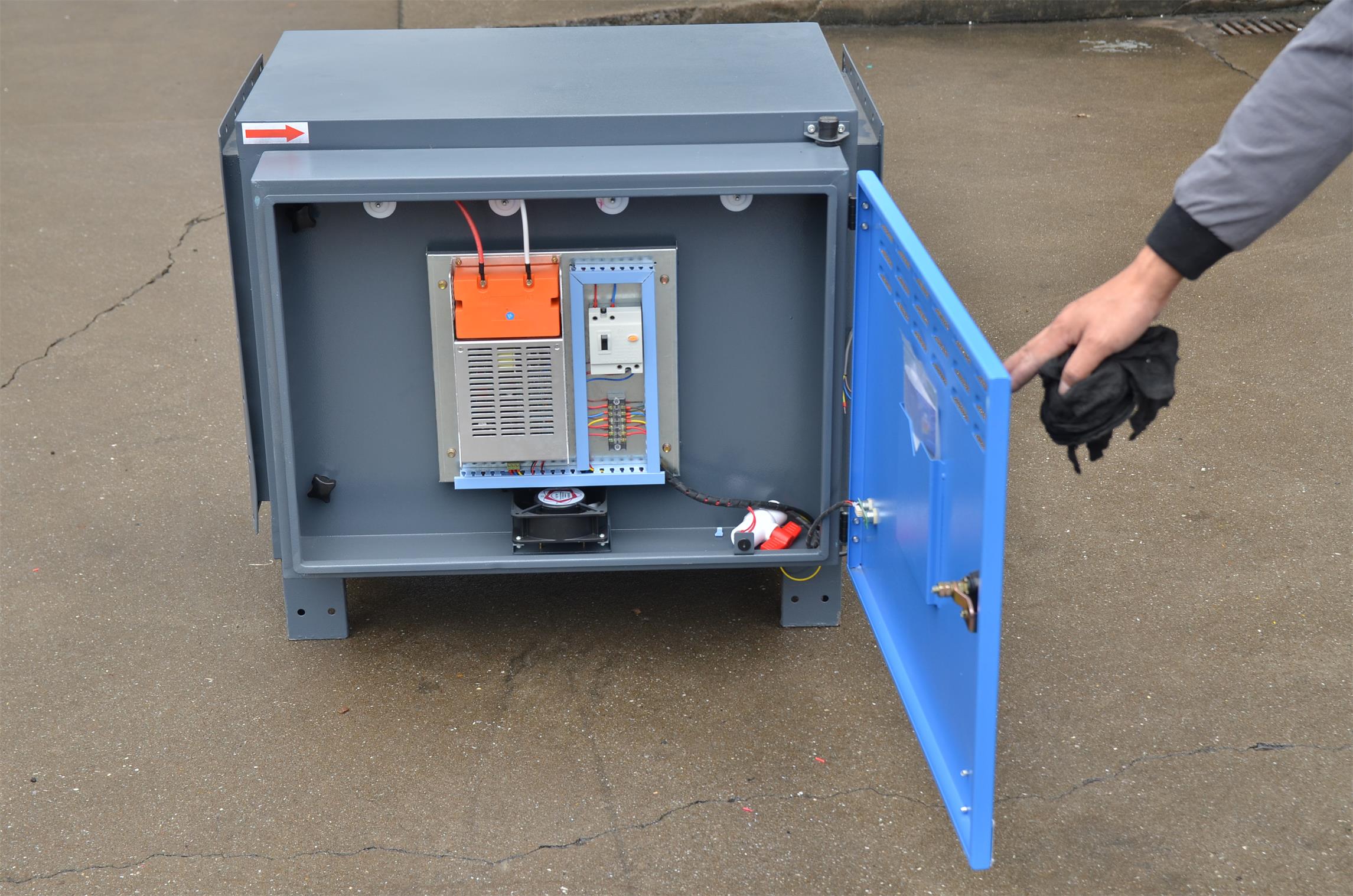 衢州玖翔牌油煙凈化器的銷售價格?、寧波藍(lán)箭環(huán)保大量批發(fā)、零售油煙凈化器