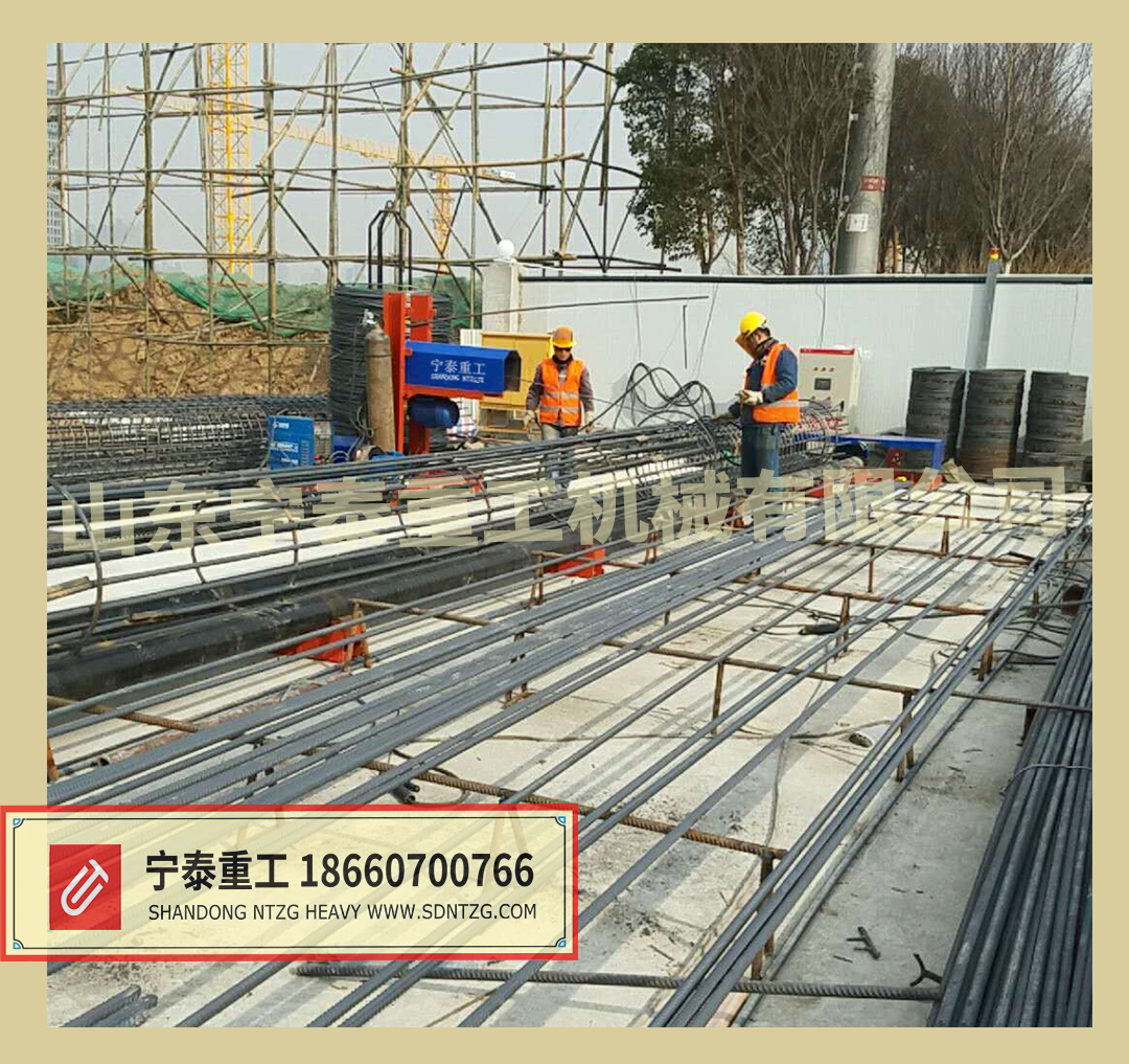 數(shù)控樁基鋼筋籠自動(dòng)滾焊機(jī)，可配備施工隊(duì)