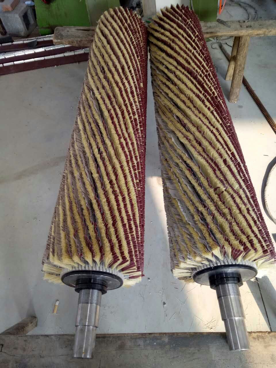 砂光機(jī)毛刷輥，安慶砂光機(jī)毛刷輥，安慶砂光機(jī)毛刷輥哪家好？