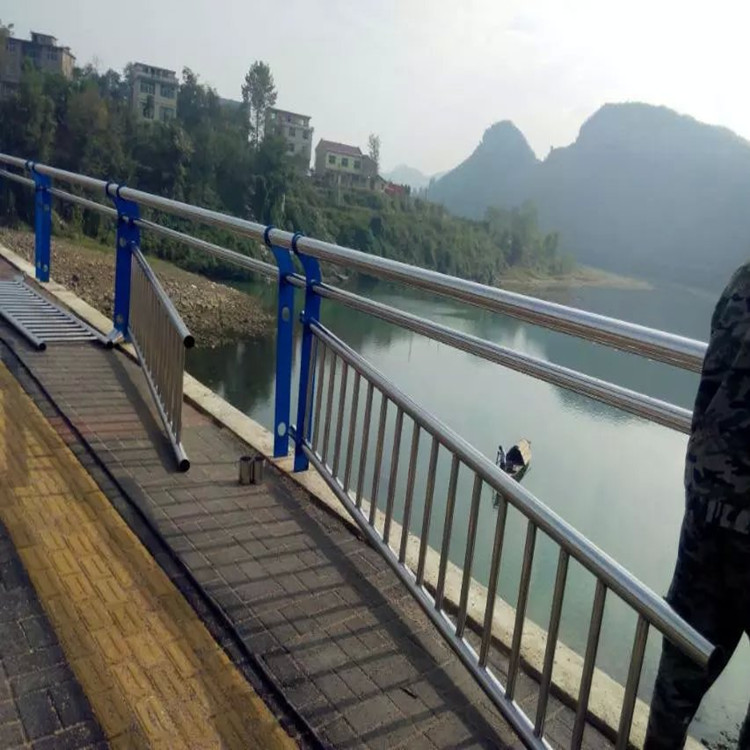 不銹鋼防護欄 橋梁防護欄  組合式不銹鋼圍欄 河道護欄