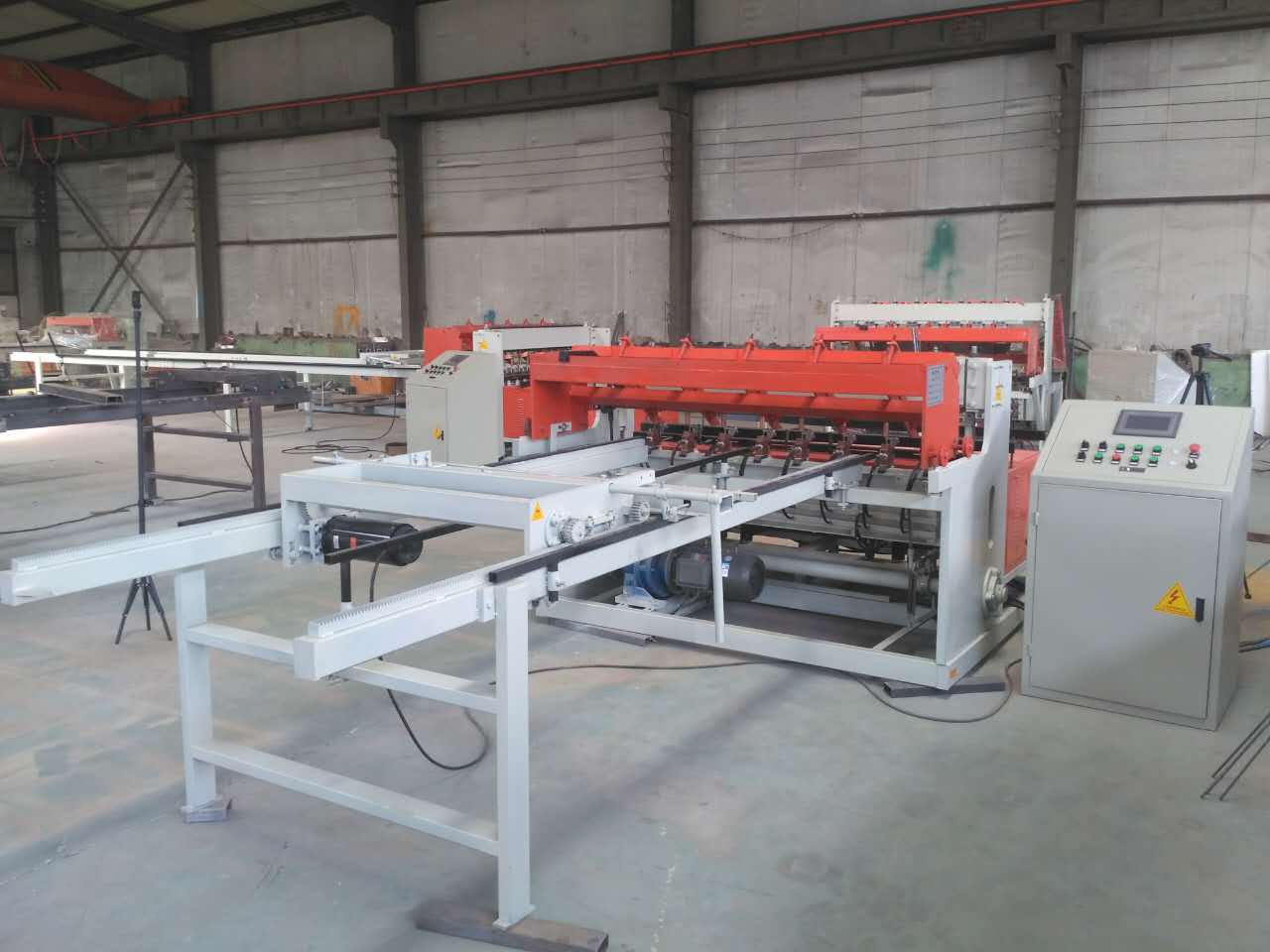 廣東建筑網(wǎng)焊機(jī)* 建筑網(wǎng)焊機(jī)型號