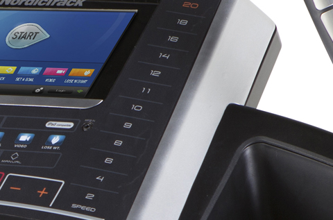 美國 愛康登山機(jī) 跑步機(jī)實體專賣店體驗 濱海新區(qū)康體100