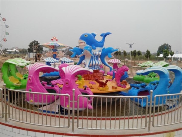 激戰(zhàn)鯊魚島游樂設(shè)備創(chuàng)藝游樂設(shè)備公司熱銷款