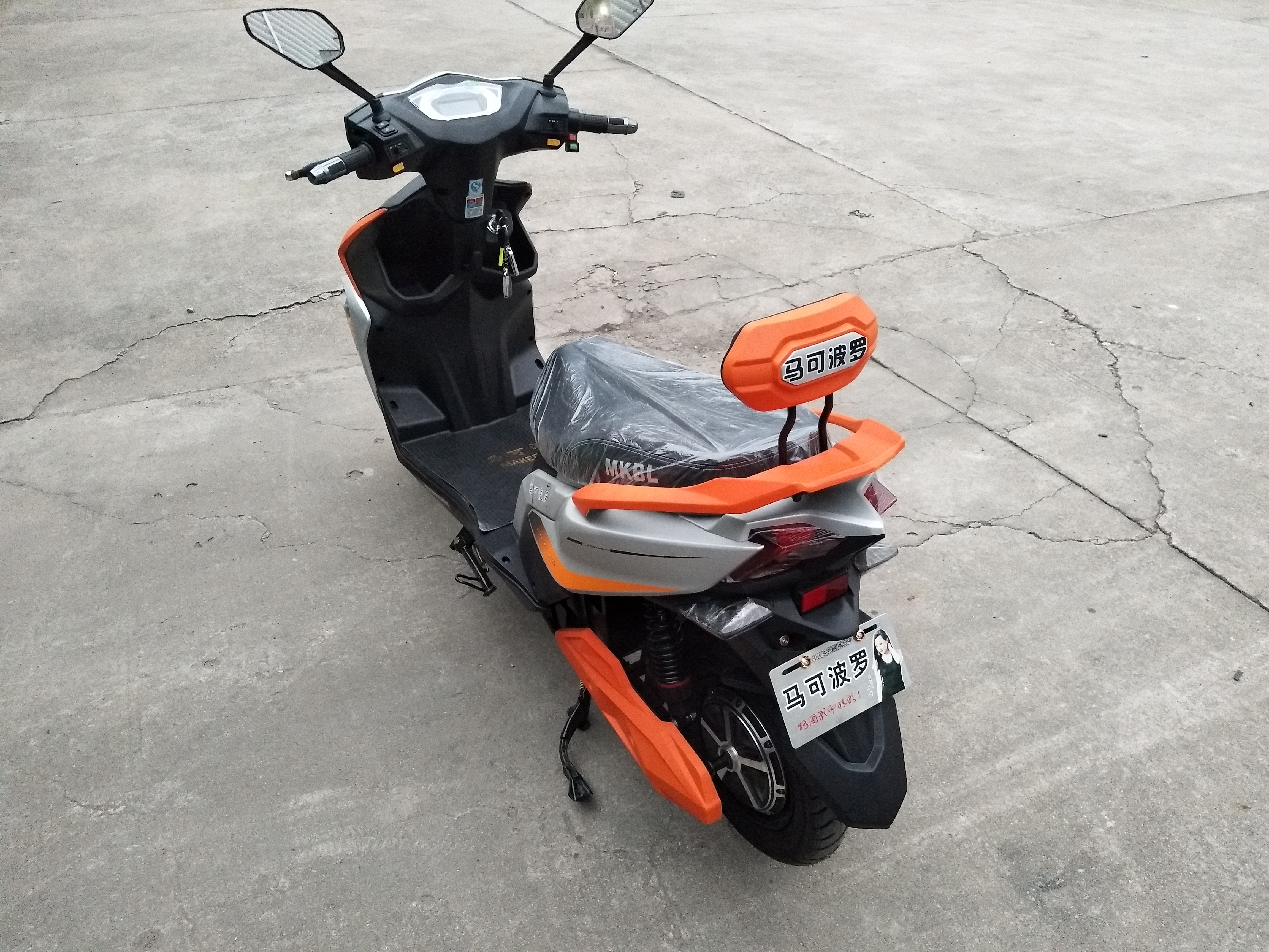新雷霆王 澳普車業(yè)  馬可波羅電動(dòng)車  雷霆王電摩 雙改裝大燈電摩