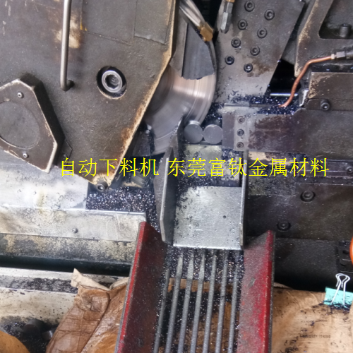 303不銹鋼直紋棒 304不銹鋼網(wǎng)紋棒 316不銹鋼滾花棒 不銹鋼研磨棒 不銹鋼方棒 不銹鋼六角棒