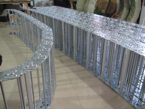 機床穿線拖鏈_機械廠用線纜油管拖鏈_鋼廠用金屬拖鏈
