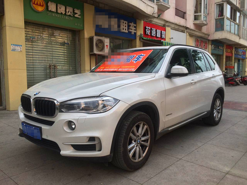 成都租跑車成都租高端轎車 成都租跑車成都租高端轎車