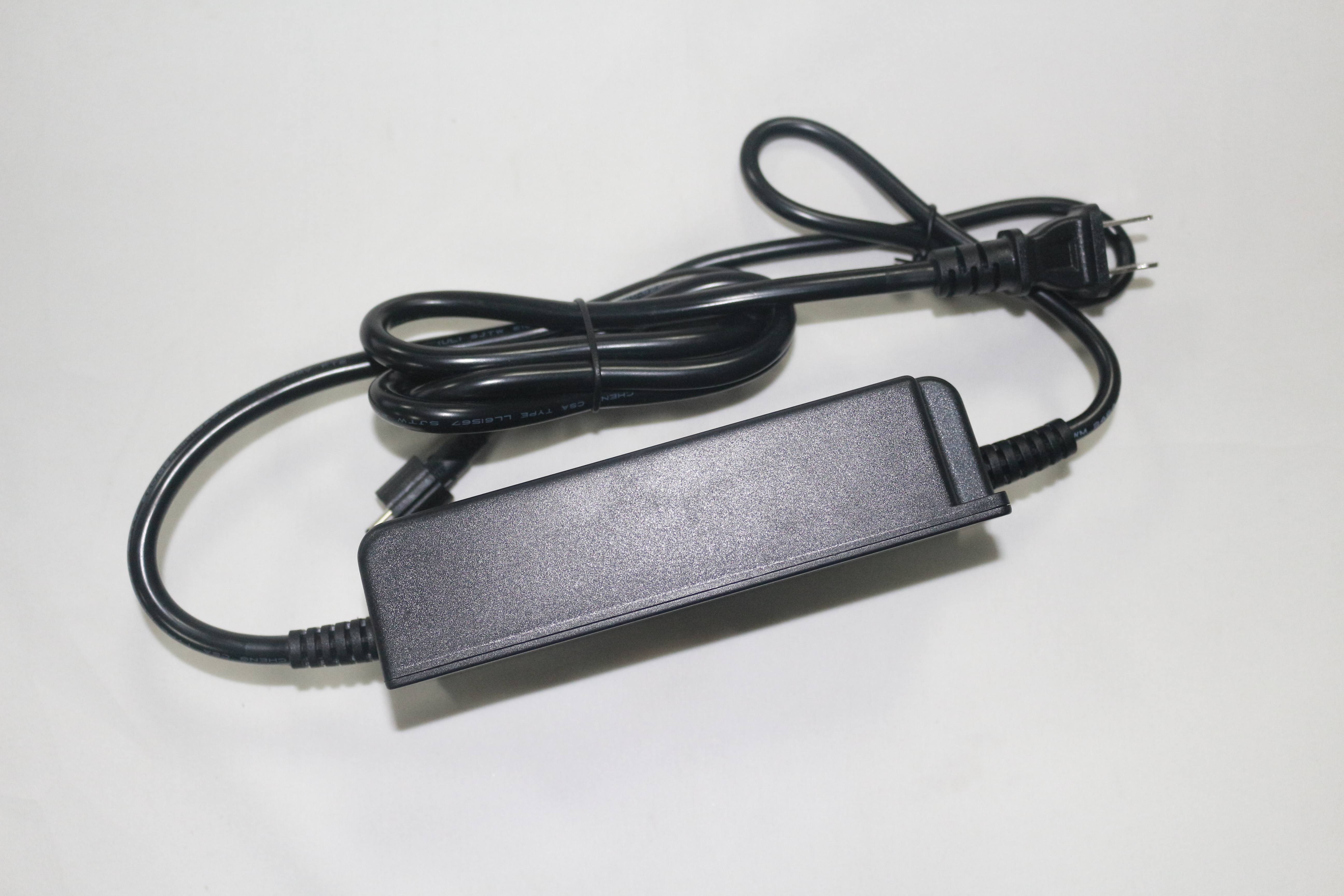 UL桌面式防水電源  驅(qū)動(dòng)電源