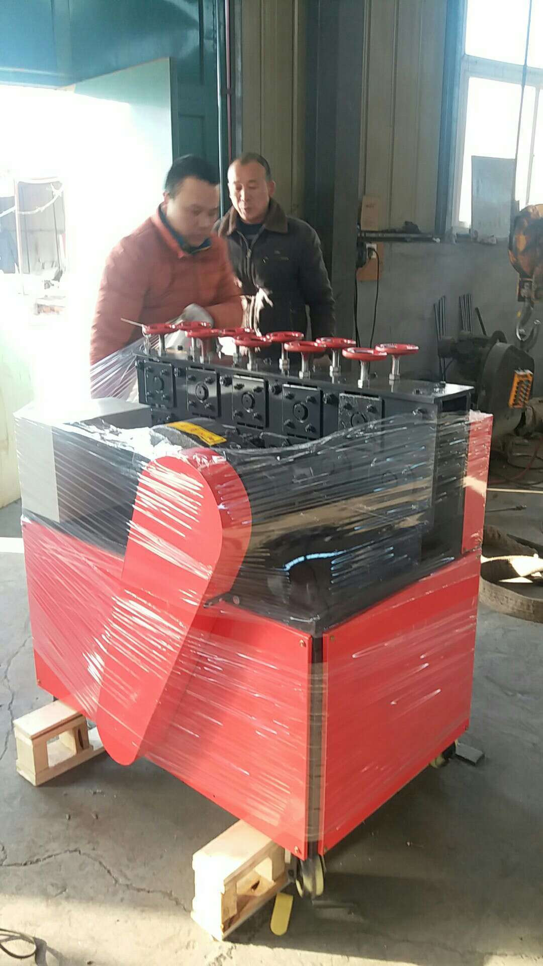 大棚骨架調(diào)直機價格，二手大棚管調(diào)直機價格，蔬菜大棚管調(diào)直機價格