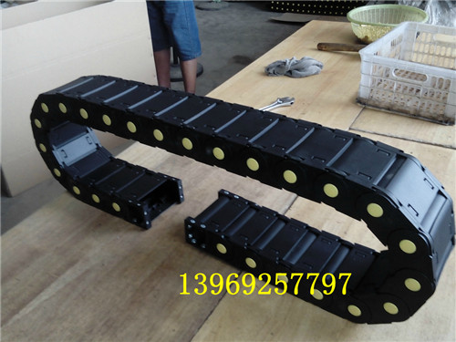 船廠用TLG全封閉鋼制油管拖鏈_線纜拖鏈供應